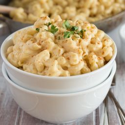 Vegan-Mac-and-Cheese-Square-1