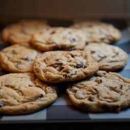 chocolate-chip-cookies